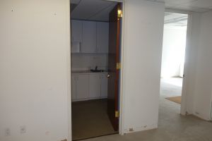 121 East 42nd St. Office Space - Kitchenette