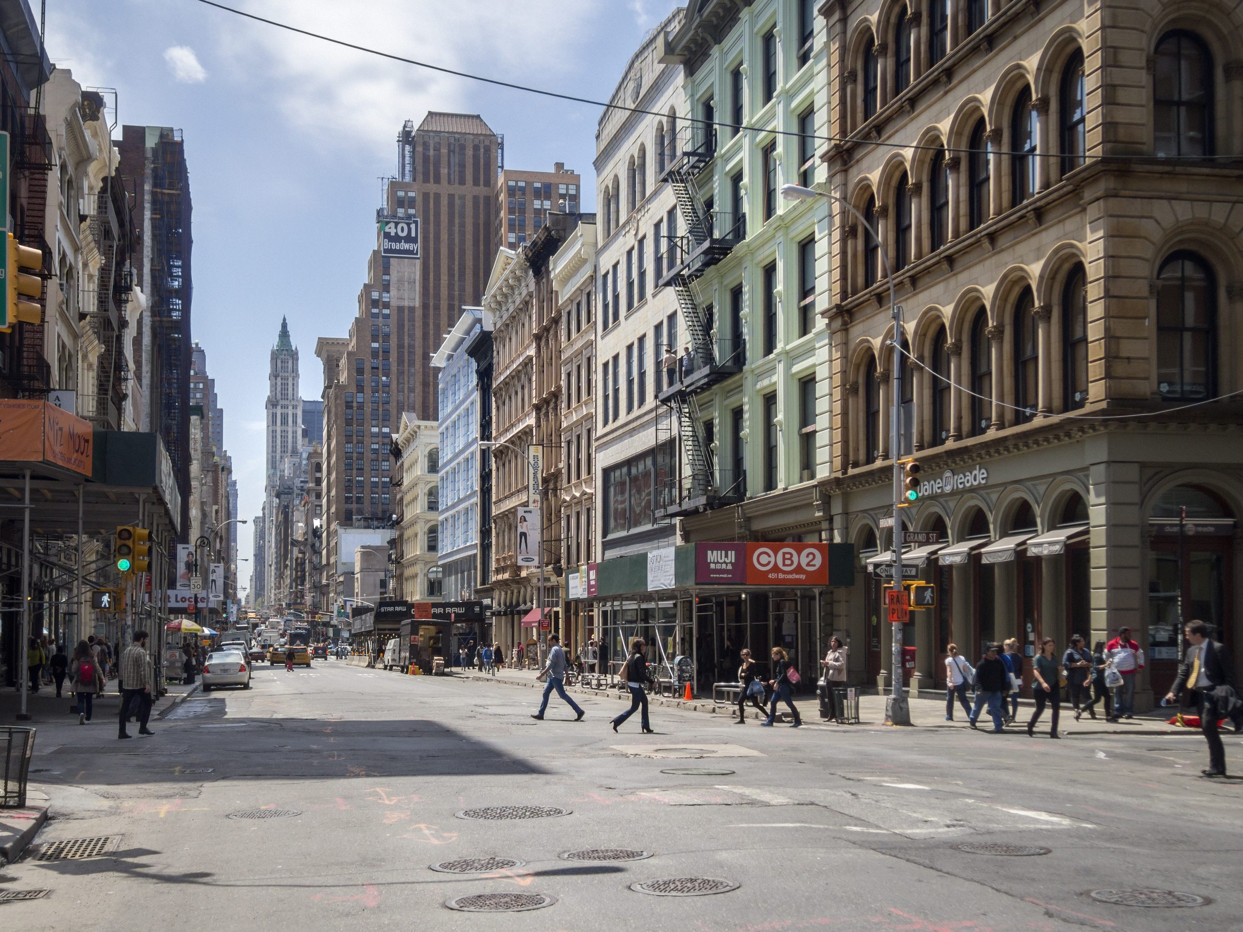Street scene on Broadway, Manhattan, New York