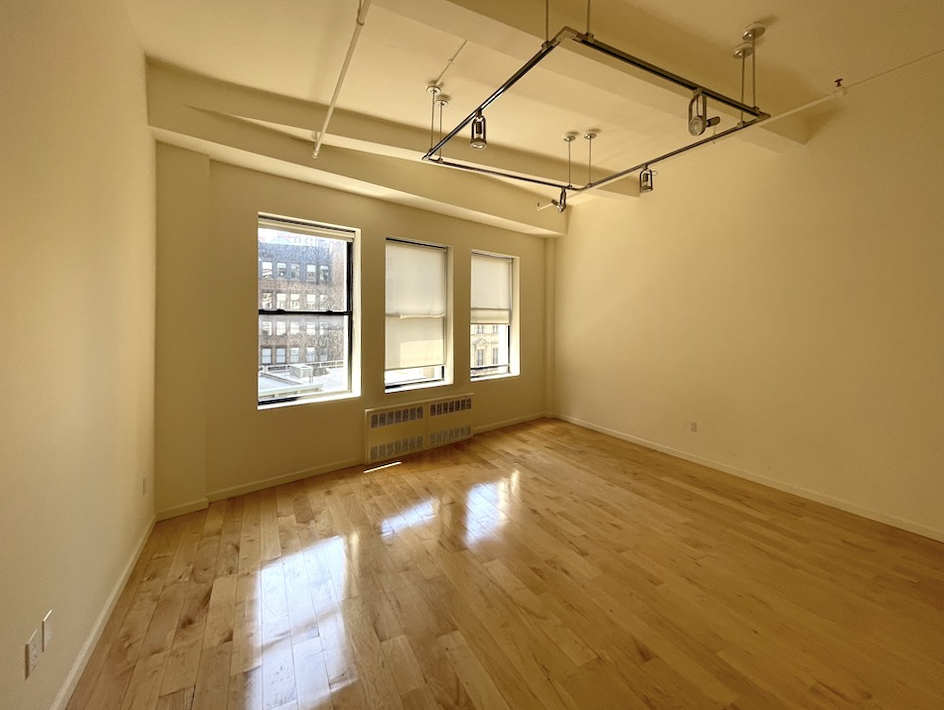 928 Broadway, 5th Floor Office Space - Large Windows