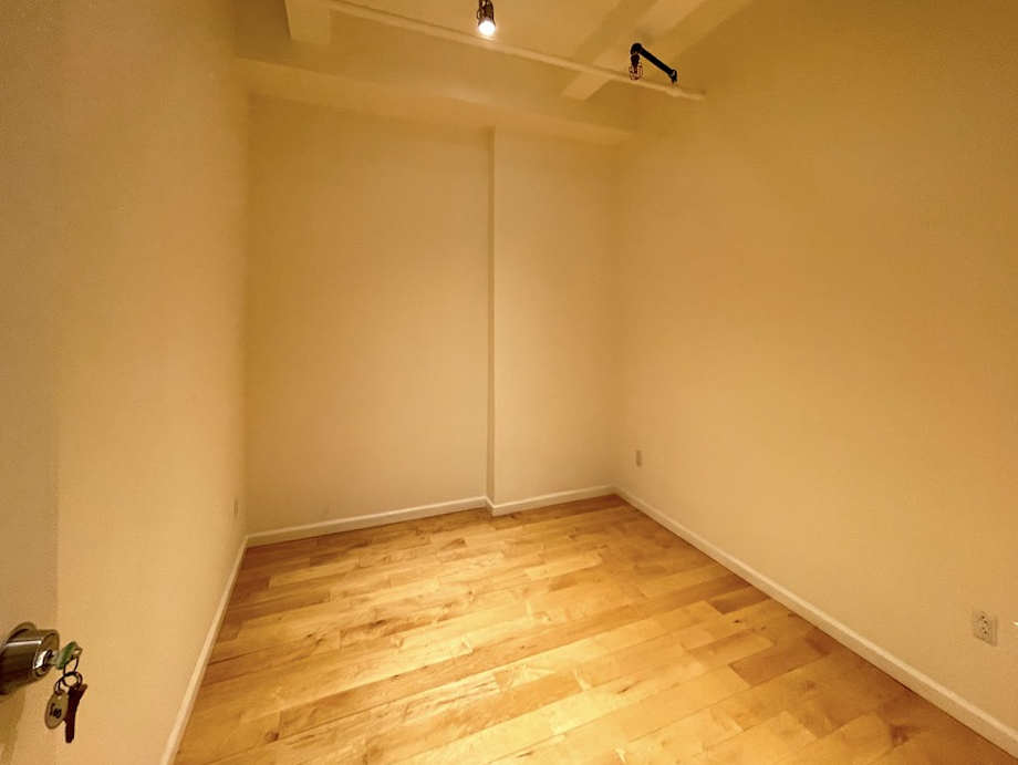 928 Broadway, 5th Floor Office Space