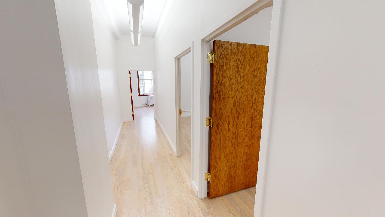 1123 Broadway Office Space - Hallway 1