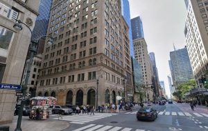 511 5th Avenue commercial building located in Midtown Manhattan NYC